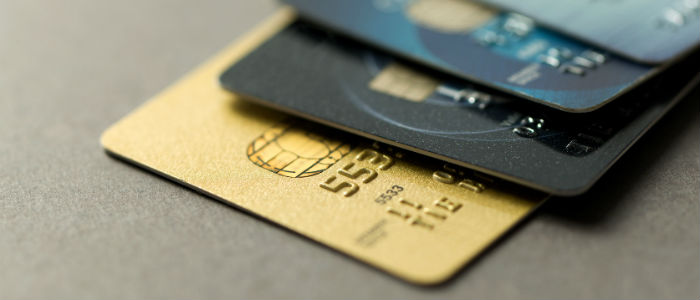 Kredi kartları ile yapılan alışverişlerde yeniden 12 ay taksit dönemi!