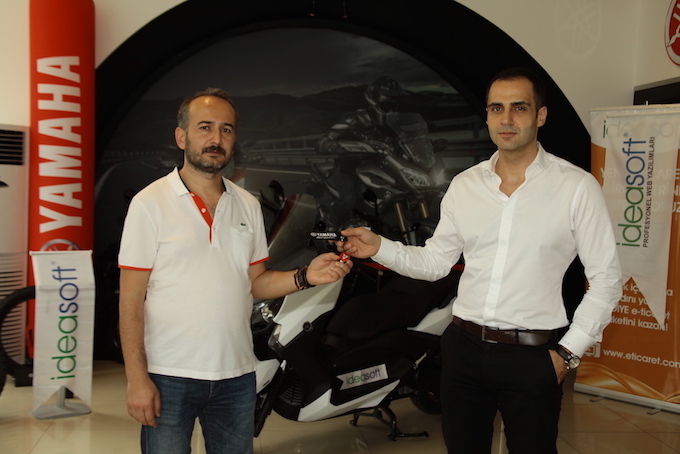 IdeaSoft Bayi Kampanyası kapsamında motosiklet almaya hak kazanan bayimiz Online Ekip oldu